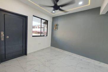 Flat Taman Ungku Tun Aminah