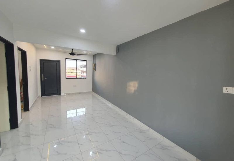 Flat Taman Ungku Tun Aminah