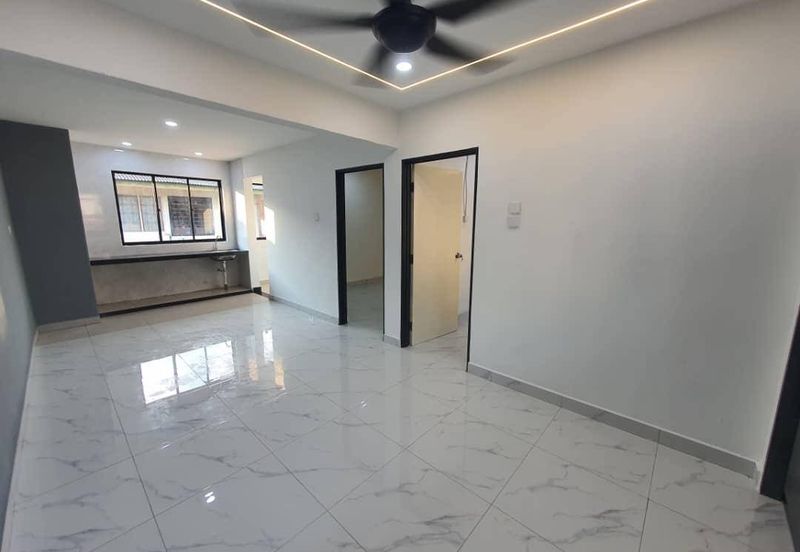 Flat Taman Ungku Tun Aminah