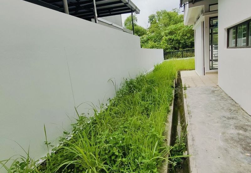 Setia Tropika 2-Storey Cluster House For Sale