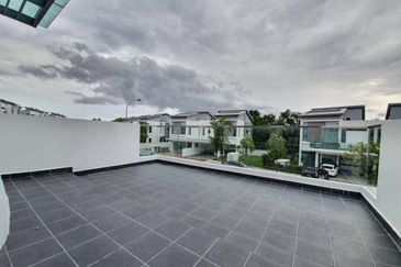 Sunway Lenang Heights