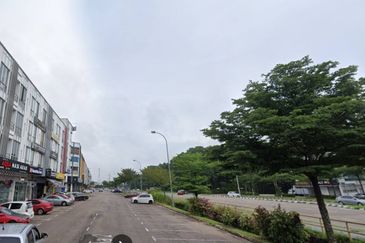 Oasis 2 @ Tropicana Danga Cove