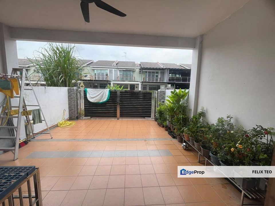 Jalan Scientex Jaya , Taman Scientex Senai, Johor, Senai