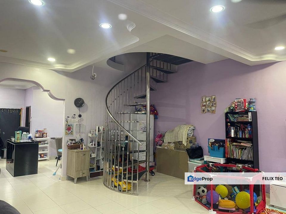 Jalan Scientex Jaya , Taman Scientex Senai, Johor, Senai