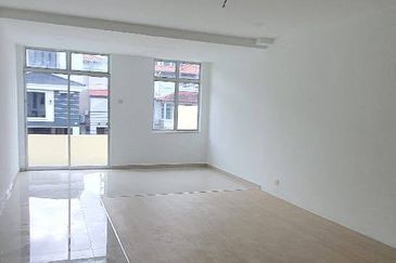 Taman Sutera Perling