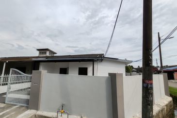 Gelang Patah 1-Storey Terrace House For Sale