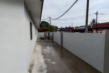 Gelang Patah 1-Storey Terrace House For Sale