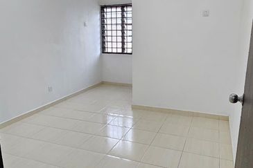 Bandar Baru Seri Alam