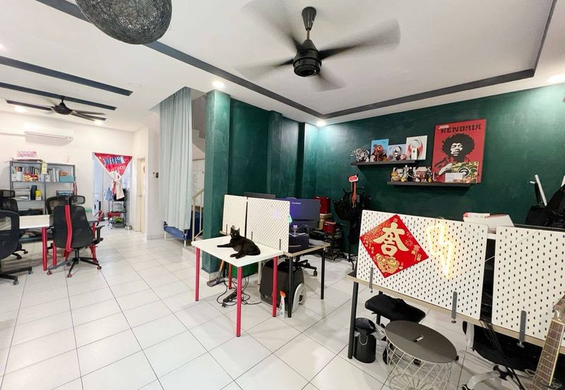 Austin Residence @Taman Mount Austin