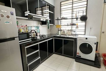 Austin Residence @Taman Mount Austin