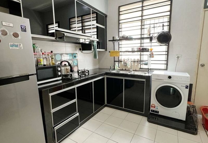 Austin Residence @Taman Mount Austin