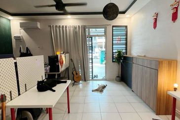 Austin Residence @Taman Mount Austin