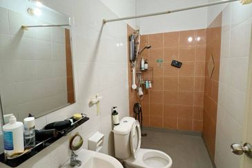 Austin Residence @Taman Mount Austin