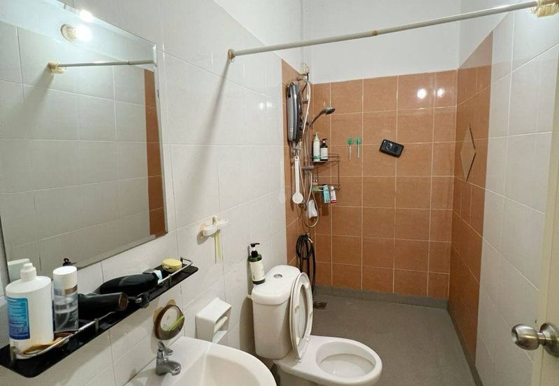 Austin Residence @Taman Mount Austin