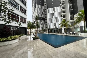 Midas Perling Apartment