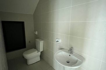 Sky Loft Premium Suites, Bukit Indah