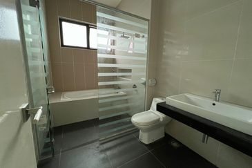 Sky Loft Premium Suites, Bukit Indah