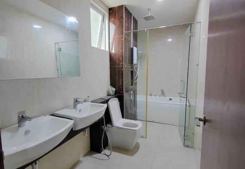 Paragon Suites @ CIQ