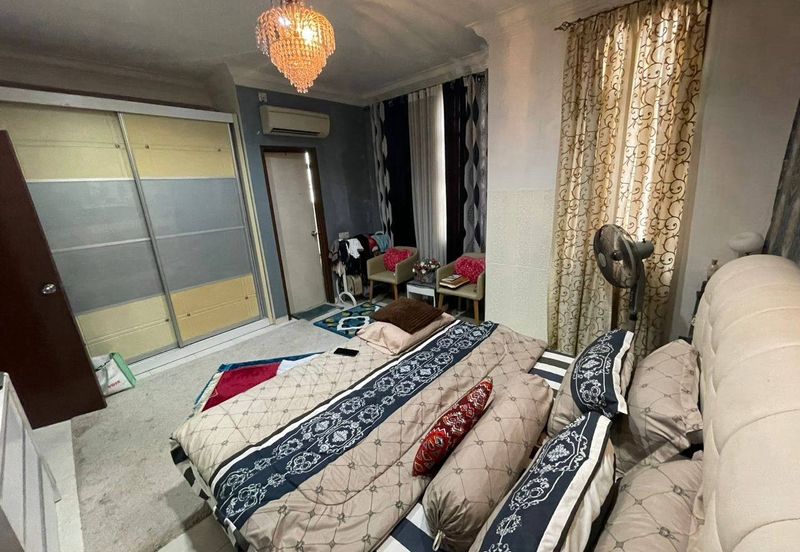 Licuala Garden Double Storey Terrance For Sale