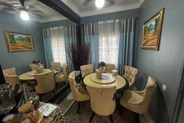 Licuala Garden Double Storey Terrance For Sale