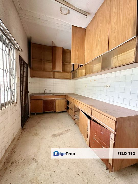 Taman Kolam Air Single Storey Bungalow Detached House, Johor, Johor Bahru