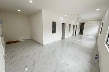  Gelang Patah Single Storey Corner Lot For Sale