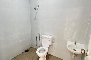  Gelang Patah Single Storey Corner Lot For Sale