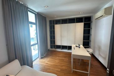 The Straits View Residences