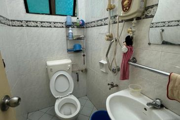 Austin Residence @Taman Mount Austin