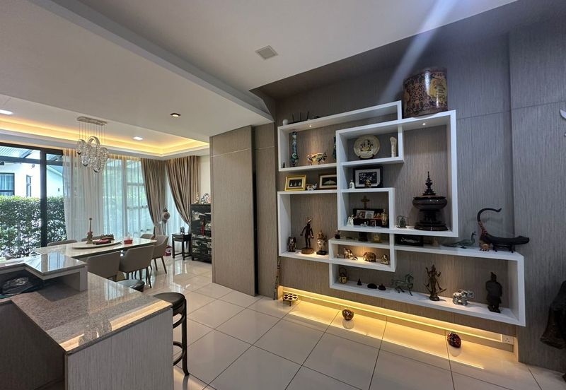 The WaterEdge Residences