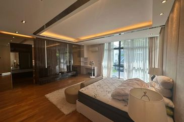 The Straits View Residences