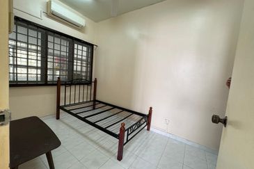 Austin Residence @Taman Mount Austin