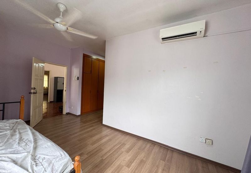 Austin Residence @Taman Mount Austin