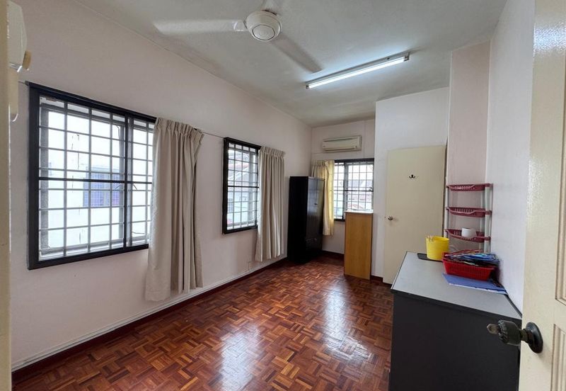 Austin Residence @Taman Mount Austin