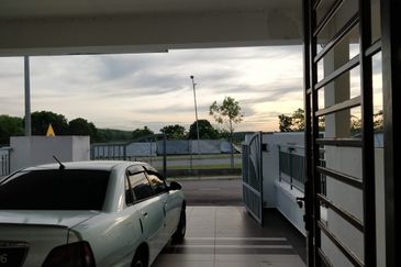 NonBumi Lot Facing Open Main Road Gated & Guarded Fully Furnished @ Harmonia 1 Taman Sri Penawar Desaru for SALE ! 