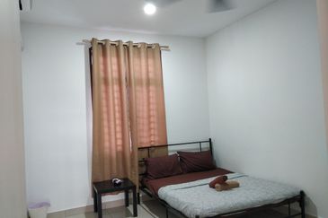 NonBumi Lot Facing Open Main Road Gated & Guarded Fully Furnished @ Harmonia 1 Taman Sri Penawar Desaru for SALE ! 