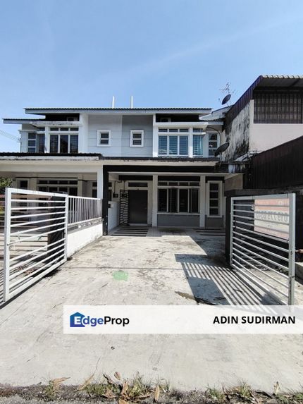 Siap RENO Non Bumi Lot Rumah 2-tingkat @ Jalan Semerbak, Taman Bukit Dahlia PAsir Gudang, Harga Boleh Dengar !, Johor, Pasir Gudang