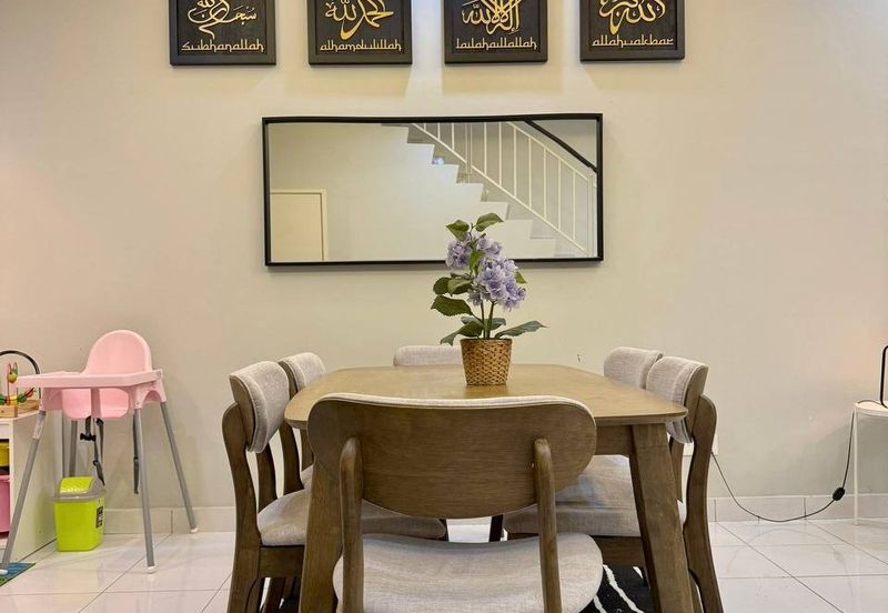 Meridin East The Greenway & The Eden