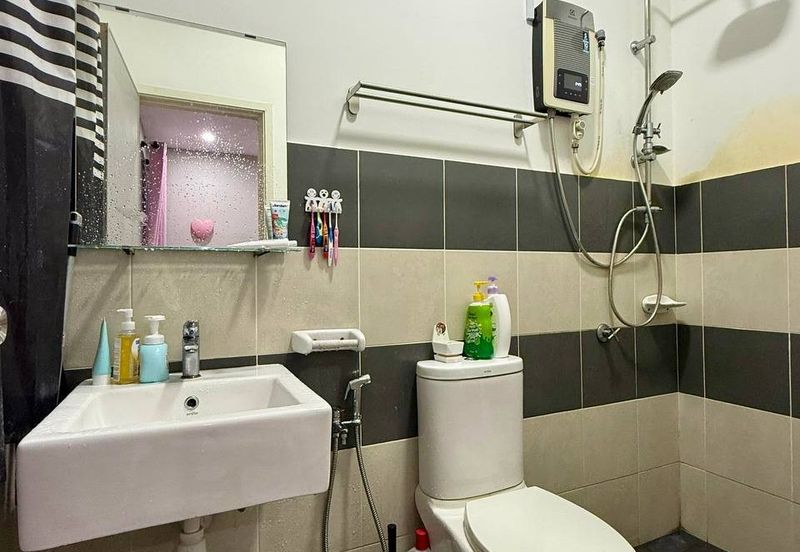 Meridin East The Greenway & The Eden