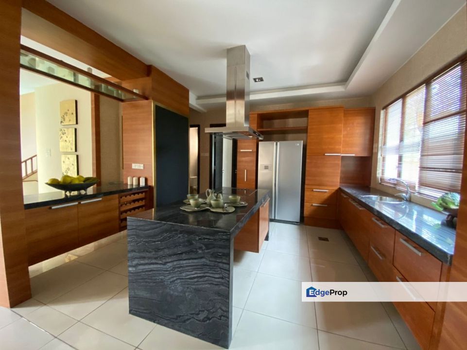 Bungalow Country Heights Kajang, Selangor, Country Heights