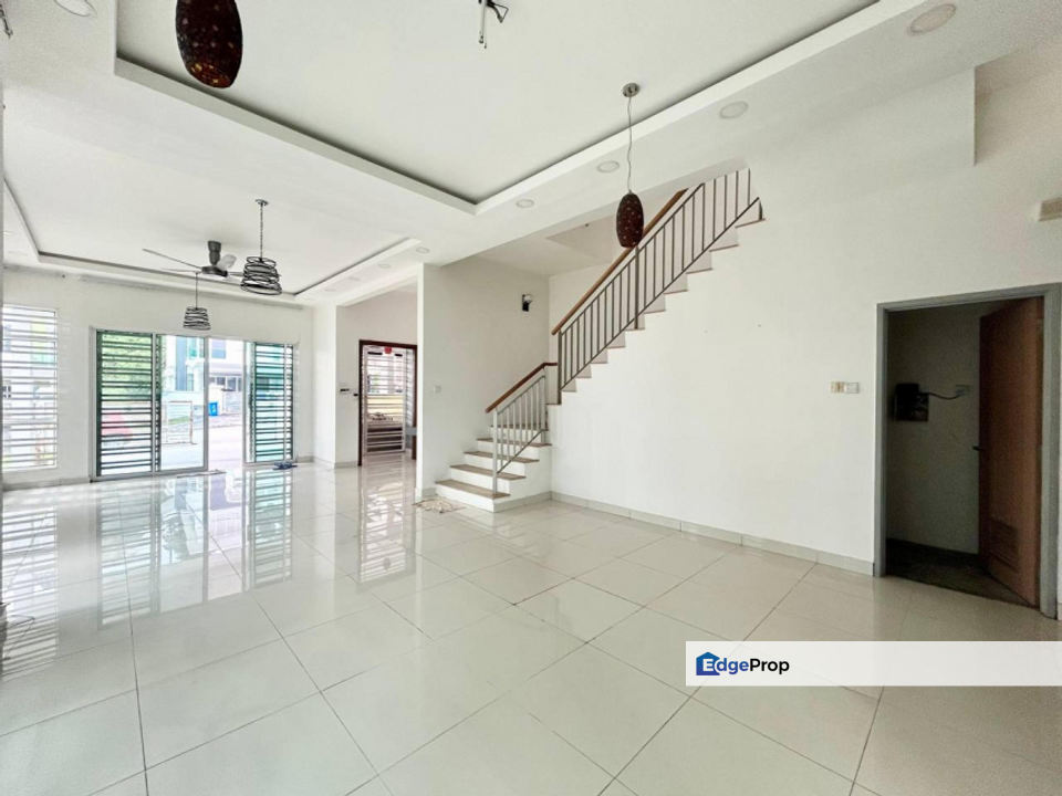 Semi D Double Storey Greenhill Residence, Seksyen U10 Shah Alam, Selangor, Shah Alam