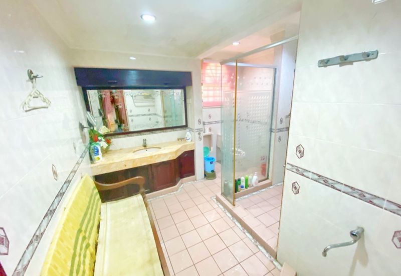 Seksyen 3, Shah Alam