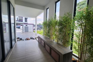 Tilia Encorp Cahaya Alam