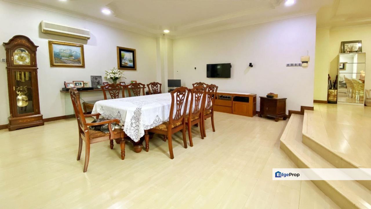 Double Storey Bungalow Seksyen 8 Shah Alam, Selangor, Shah Alam