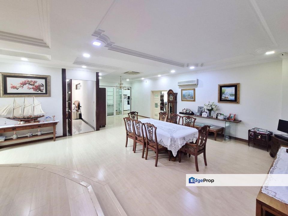 Double Storey Bungalow Seksyen 8 Shah Alam, Selangor, Shah Alam