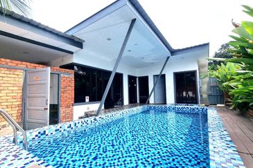 Bungalow Pool Villa, Pantai Tengah, Pulau Langkawi, 