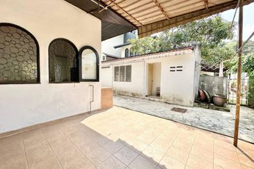 Seksyen 11, Shah Alam