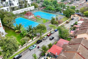 Pantai Dalam Kampung Kerinchi