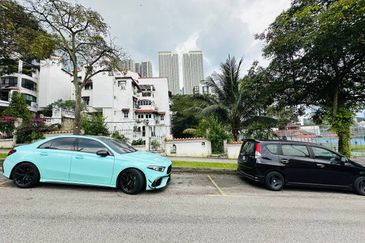 Pantai Dalam Kampung Kerinchi