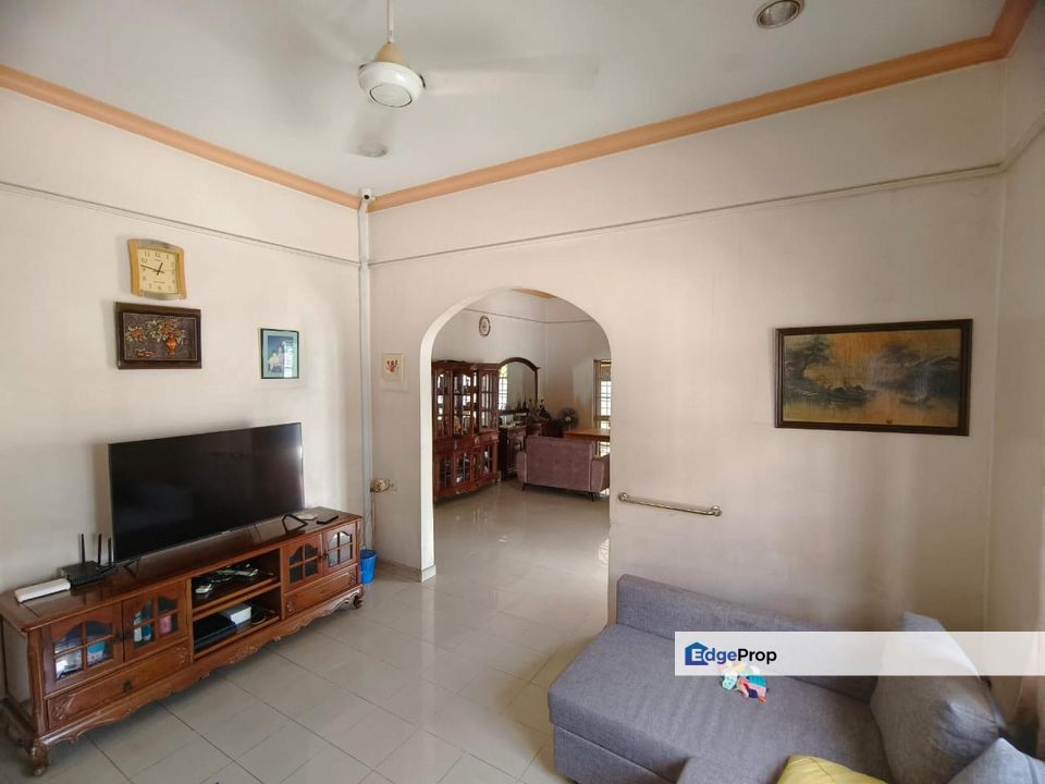 Single Storey Bungalow Section 1 Petaling Jaya, Selangor, Petaling Jaya